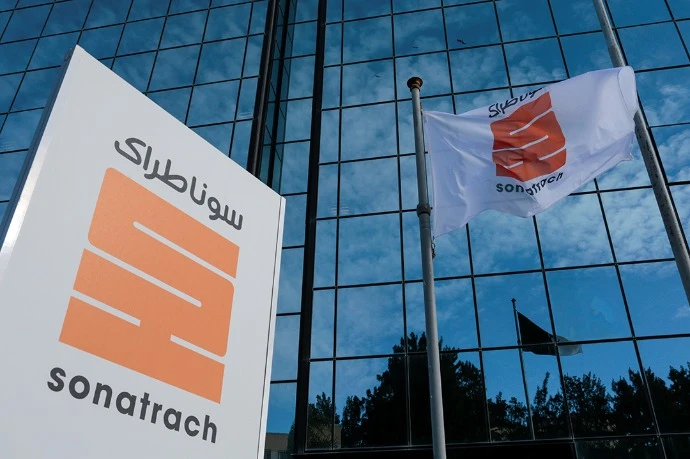 سوناطراك: حشيشي يتفقد الوحدات الانتاجية لمصفاة الجزائر العاصمة