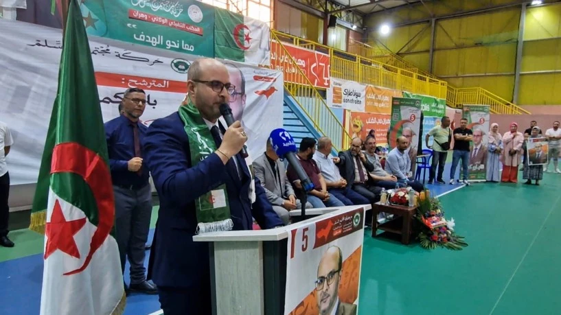عين الترك تحتضن تجمعا شعبيا لحركة مجتمع السلم .....كمال بابو: دائرة العيون تستحق صوتا قويا يدافع عن انشغالات سكانها