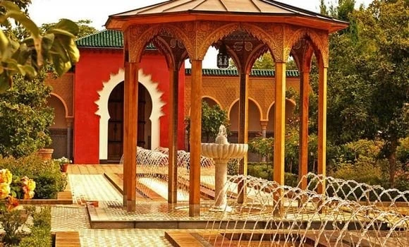 افتتاح معرض بالجزائر العاصمة حول إبداعات مصمم الحدائق كمال الوافي