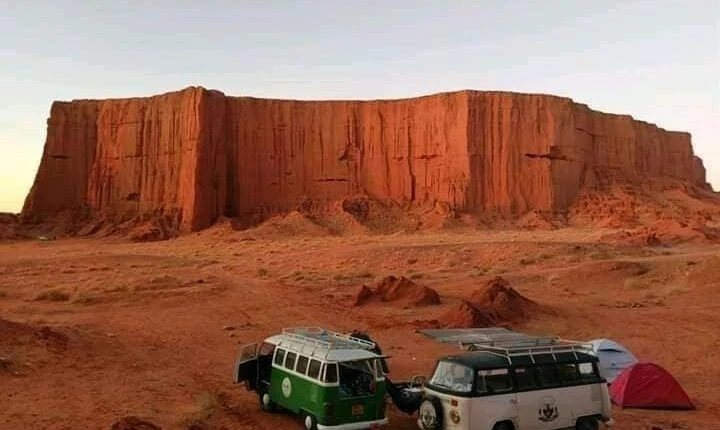 البيض:  جبال  '' القور''  ببريزينة الوجهة المفضلة  للسياح