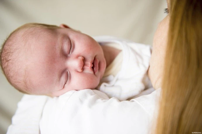 التأكيد على أهمية ترقية الرضاعة الطبيعية لحماية صحة الأم والطفل