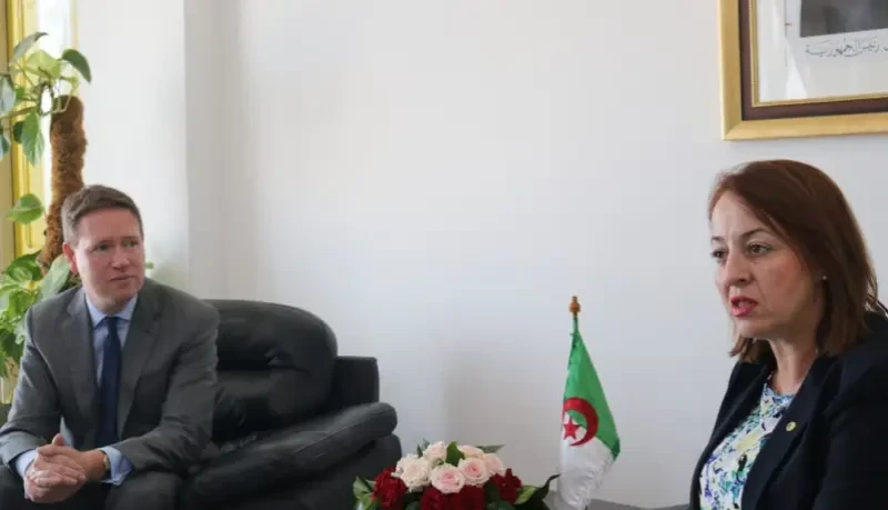 موالفي تتباحث فرص التعاون مع وفد عن المجمع النفطي النرويجي “إكينور”