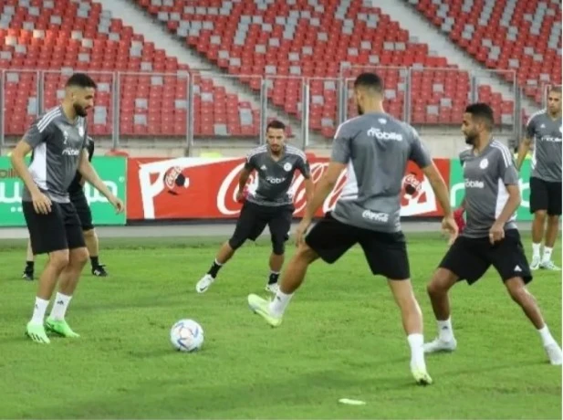 المنتخب الوطني في اختبار ودي أمام غينيا سهرة اليوم  الجمعة