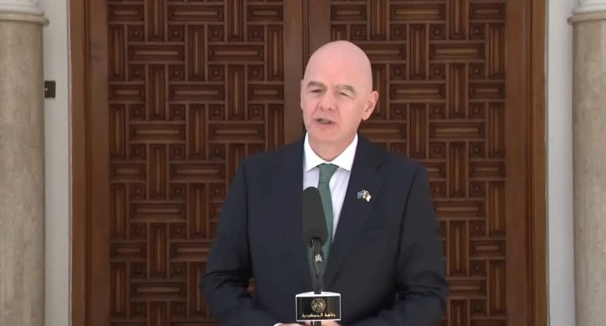 رئيس الفيفا يشيد بالمواهب الكروية الجزائرية ويثني على رئيس الجمهورية