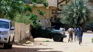 السودان: 425 قتيلا و3730 جريحا نتيجة الاشتباكات المسلحة