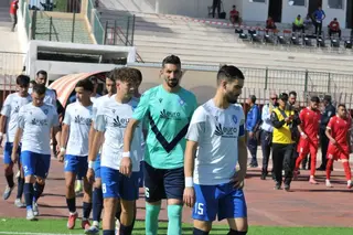 الأزمة المالية تعيق تحضيرات الزيانيين : مباريات حاسمة تنتظر وداد تلمسان أمام فرق المقدمة