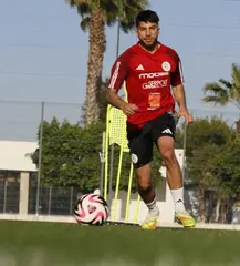 مولودية وهران تعود إلى أجواء التدريبات بمعنويات محبطة محدان يستدعى لتربص المنتخب الأولمبي ومنديل خارج الحسابات