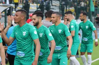 بقرار من والي وهران إبراهيم اوشان .....الدخول مجاني لأنصار الجمعية بملعب زبانة أمام مولودية سعيدة