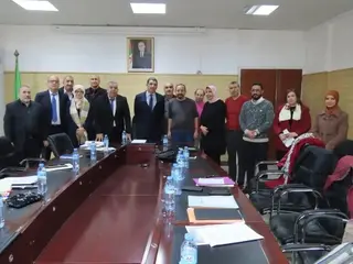 وزير الصحة يلتقي بأعضاء النقابة الوطنية للممارسين الأخصائيين في الصحة العمومية