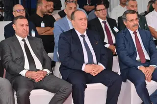 الوزير الأول يشرف بالعاصمة على وضع حيز الخدمة مصنع لإنتاج صفائح الفرامل وملحقاتها