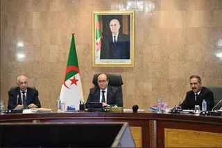 اجتماع الحكومة: قانون العقوبات والتكفل بالأضرار الناجمة عن الحرائق والرقمنة  في جدول الأعمال