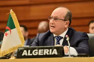 ممثلا لرئيس الجمهورية, الوزير الأول يشارك في أشغال الدورة العادية ال39  لمؤتمر رؤساء دول وحكومات الاتحاد الإفريقي