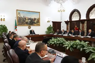 رئيس الجمهورية يأمر بتوفير كل الظروف لتمكين المواطنين من قضاء شهر رمضان في ارتياح وطمأنينة