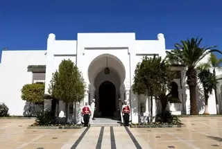 المديرية العامة للاتصال برئاسة الجمهورية تعزي في وفاة عميد الصحافة الجزائرية أبو بكر حميدشي