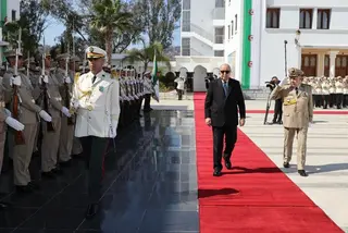 رئيس الجمهورية في زيارة إلى مقر وزارة الدفاع الوطني