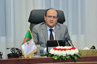 الجزائر-صربيا: الوزير الأول يبرز أهمية تعزيز المبادلات التجارية والاقتصادية  بين البلدين