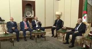 رئيس الجمهورية يستقبل رئيس اللجنة الدولية لألعاب البحر الأبيض المتوسط