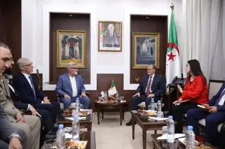 رزيق يستقبل وفدا عن الشركة العالمية الأمريكية "سكيتشرز"