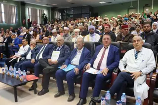 انطلاق فعاليات الملتقى الخامس حول أخلاقيات وممارسات التبرع بالأعضاء : 2025 سنة الجراحة الحديثة المعقدة بمستشفى أول نوفمبر