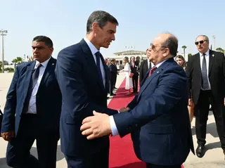 رئيس حكومة مملكة إسبانيا يغادر الجزائر بعد زيارة عمل وصداقة