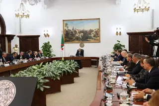 رئيس الجمهورية يأمر بمواصلة الديناميكية الإيجابية للمؤسسات الناشئة وإشراك القطاع الخاص في تمويل مشاريعها