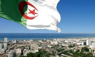 بياض الجزائر الناصع لن يتلطخ أبدا باللعاب البولوري