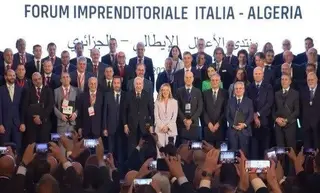 رئيس الجمهورية يشرف رفقة السيدة ميلوني على اختتام منتدى الأعمال الجزائري-الإيطالي