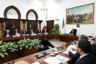 رئيس الجمهورية يشدد على ضرورة إنجاح الطبعة الرابعة للمؤتمر الإفريقي للمؤسسات الناشئة