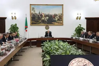 رئيس الجمهورية يأمر بالإطلاق الفوري من تمنغست لمشروع خط السكة الحديدية الأغواط-المنيعة-إن صالح-تمنغست