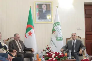 رئيس السلطة الوطنية المستقلة للانتخابات يستقبل رئيس جبهة الجزائر الجديدة