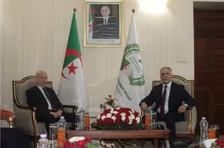 رئيس السلطة الوطنية المستقلة للانتخابات يستقبل الأمين  العام لحزب جبهة التحرير الوطني