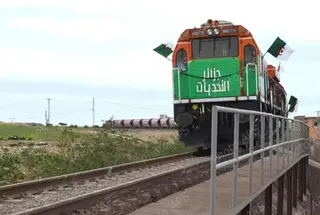 إنجاز الخط المنجمي الغربي: المدير العام للاتحاد الدولي للسكك الحديدية ينوه بالرؤية الاستشرافية العميقة للسلطات الجزائرية