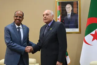 عطاف يستقبل رئيس مفوضية الاتحاد الإفريقي