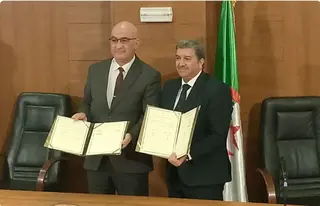 توقيع اتفاقية شراكة وتعاون بين وزارة الاتصال والمحافظة السامية للأمازيغية