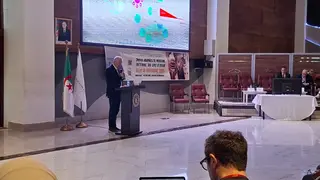 أيام علمية حول الطب الداخلي بوهران: عرض  أحدث البروتكولات العلاجية المتبعة