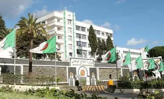 الجيش الوطني الشعبي: إرهابي يسلم نفسه وتوقيف 3 عناصر دعم للجماعات الإرهابية خلال أسبوع