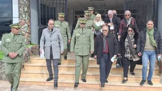 زيارة موجهة لوسائل الاعلام  الوطنية إلى  مدرسة ضباط الصف للعتاد الشهيد بن دراوة عبد القادر  للناحية العسكرية  الثانية