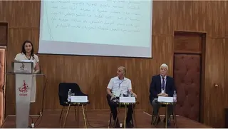 الباحثة  فاطمة كبور بالمدرسة العليا لعلوم الصحة والإعلام  : المنصات الرقمية ومواقع التواصل بيئة خصبة للخطابات اليمينية