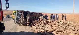 3 جرحى في  انقلاب شاحنة بسعيدة