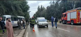 إصابة 7 أشخاص في حادث انحراف حافلة بغليزان