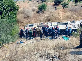 حادث انقلاب حافلة نقل المسافرين ببومرداس ارتفاع الحصيلة إلى 27 حالة وفاة