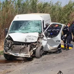 جريح في حادث مرور تصادم سيارة وشاحنة بالطريق الرابط بين البركي وسان ريمي