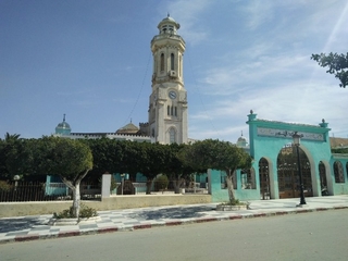 جامع  النور بغليزان ..صرح ديني من بين أكبر مساجد الوطن