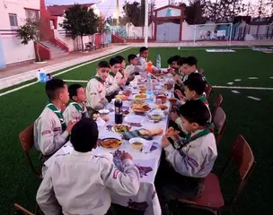 ترسيخا لقيم التضامن والتواصل المجتمعي :الفوج الكشفي "هواري بومدين" ينظم إفطارا جماعيا بحاسي دحو