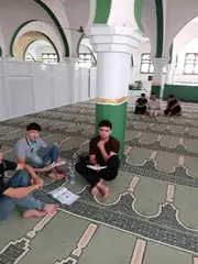 الشرطة ترافق المترشحين والمساجد تفتح أبوابها