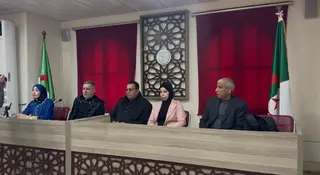 جامعة وهران 2  : واقع التشريعات المنظمة للنشاط الإعلامي في ملتقى وطني