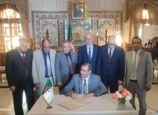 تلمسان : التوقيع  على ترخيص طباعة  المصحف الشريف بخط النسخ