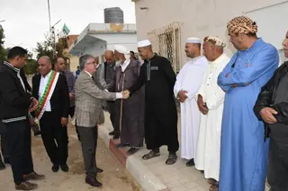 غليزان: الوالي يزور قرية مصمود ودوار بوكرواس