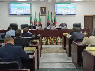 اجتماع حول إجراءات تطهير العقار الفلاحي بتيميمون