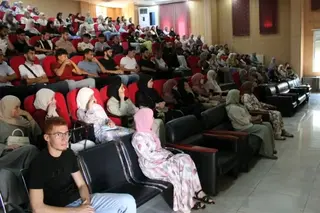معهد التكوين شبه الطبي  بغليزان : تخرج 146 قابلة